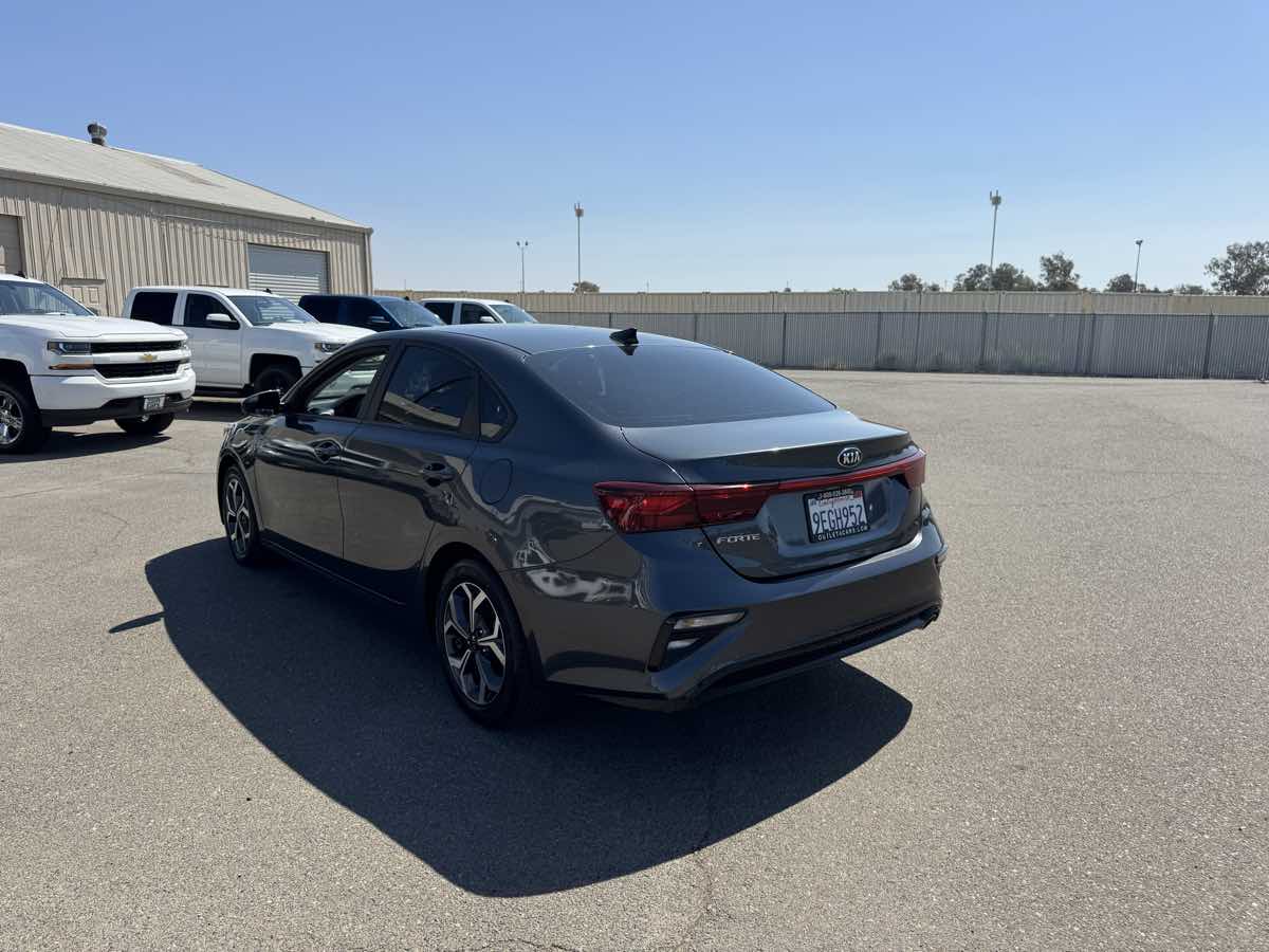 2020 Kia Forte LXS photo 9