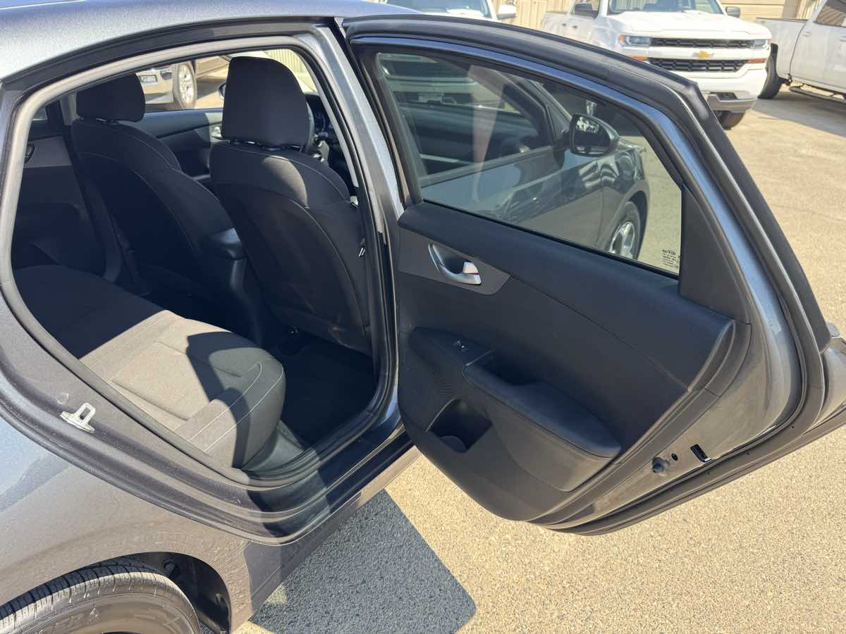 2020 Kia Forte LXS photo 20
