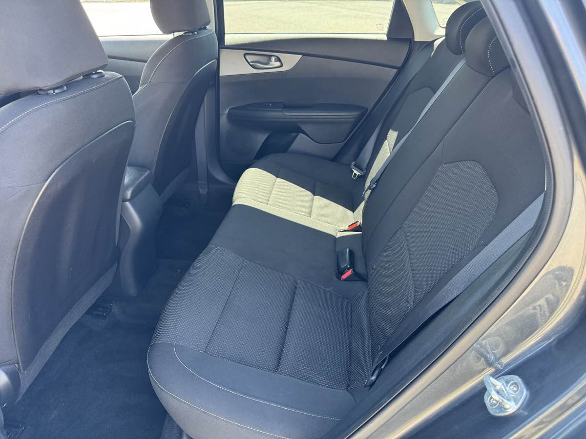 2020 Kia Forte LXS photo 21