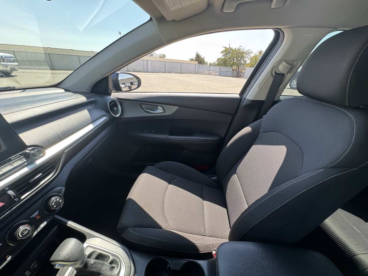 2020 Kia Forte LXS photo 34
