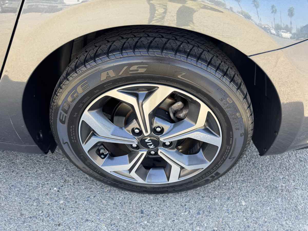 2020 Kia Forte LXS photo 37