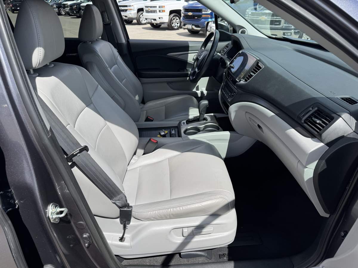 2019 Honda Pilot EX-L photo 14