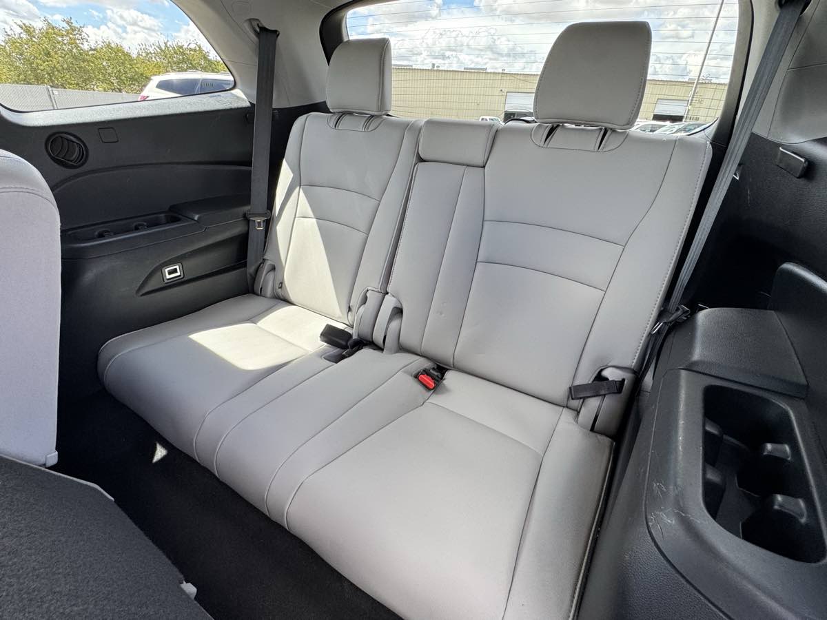 2019 Honda Pilot EX-L photo 23