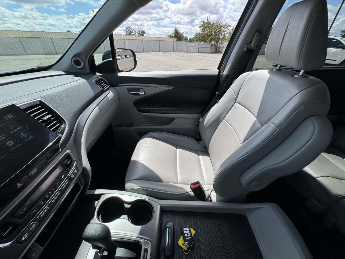 2019 Honda Pilot EX-L photo 39