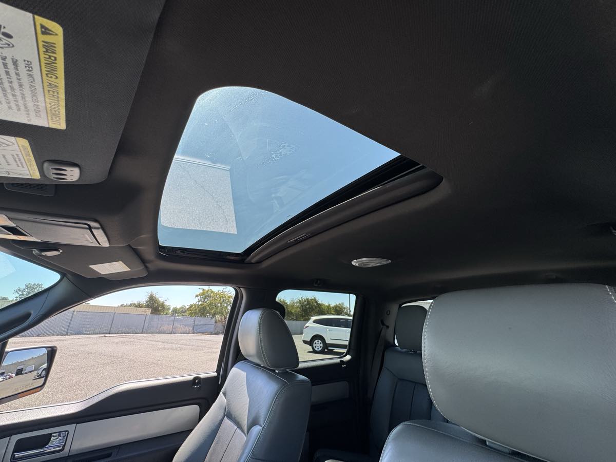 2011 Ford F-150 Lariat Limited photo 39