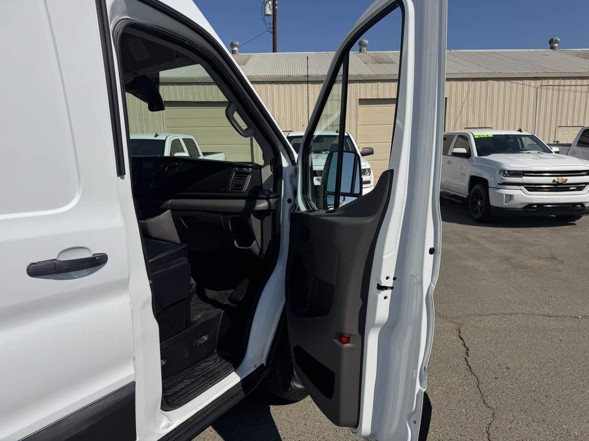2021 Ford Transit Cargo Van photo 14