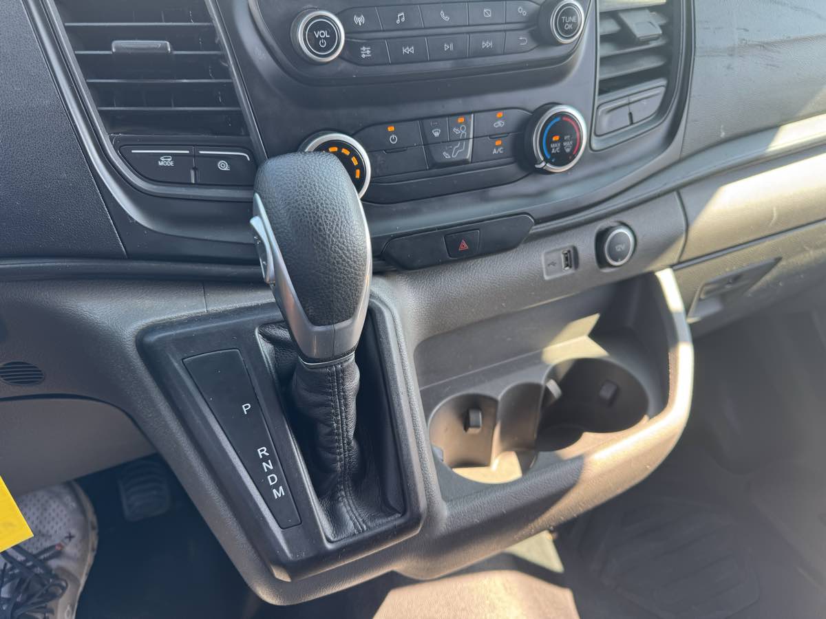 2021 Ford Transit Cargo Van photo 24