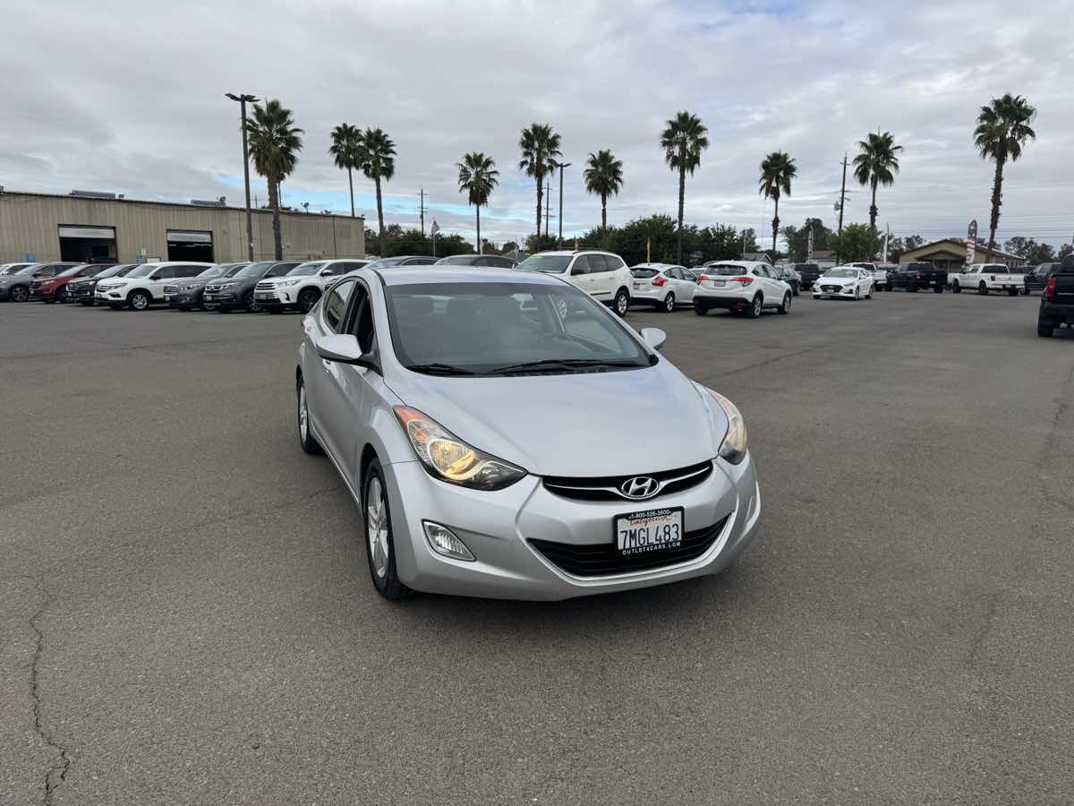 2013 Hyundai Elantra GLS Limited GS SE Tech photo 2