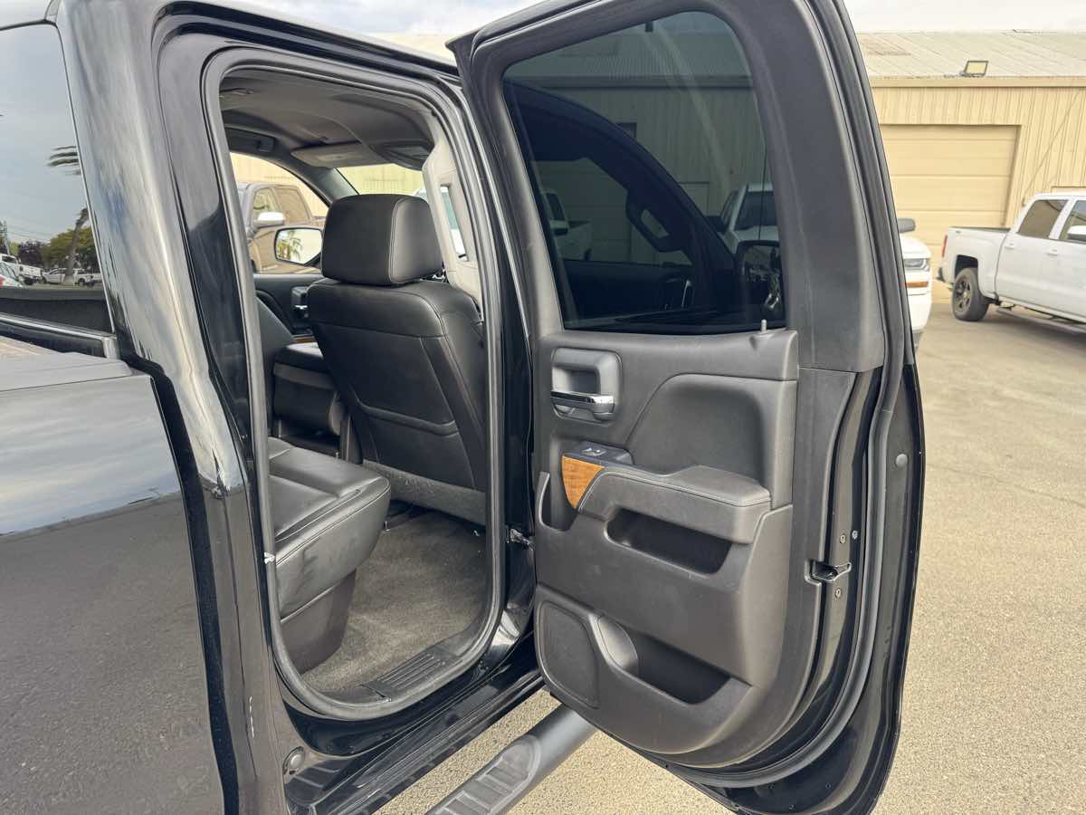 2017 Chevrolet Silverado 1500 LTZ photo 21