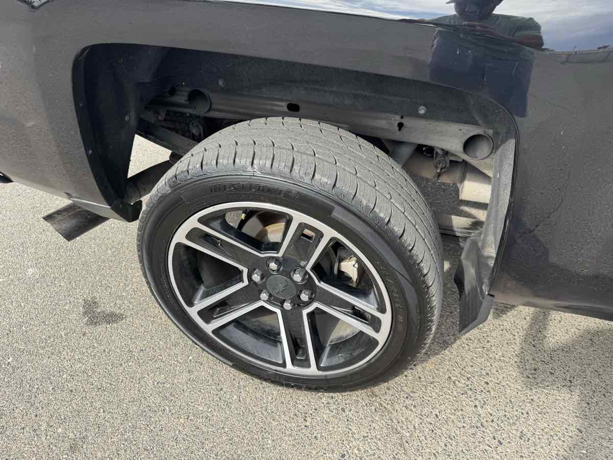 2017 Chevrolet Silverado 1500 LTZ photo 39