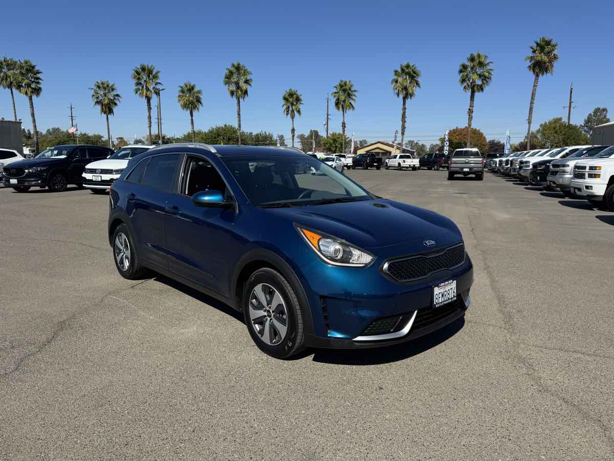 2018 Kia Niro LX photo 2