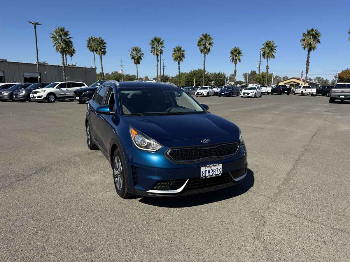 2018 Kia Niro LX photo 3