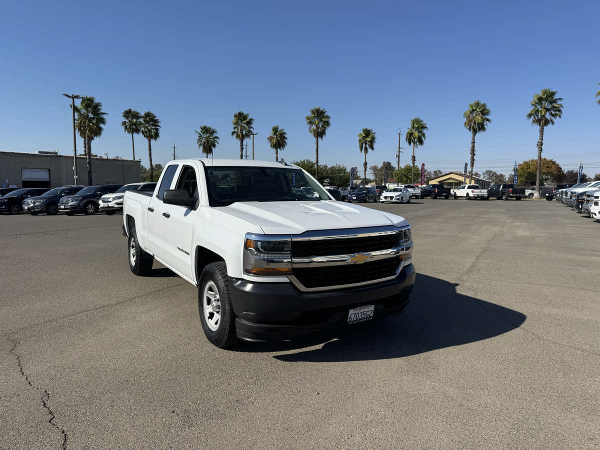 2017 Chevrolet Silverado 1500 Work Truck photo 3