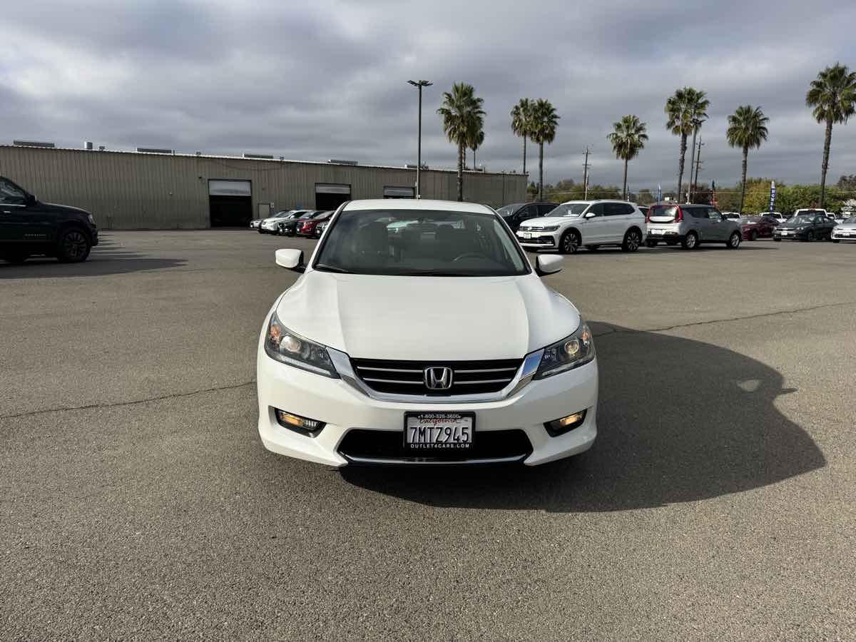 2015 Honda Accord Sport photo 4