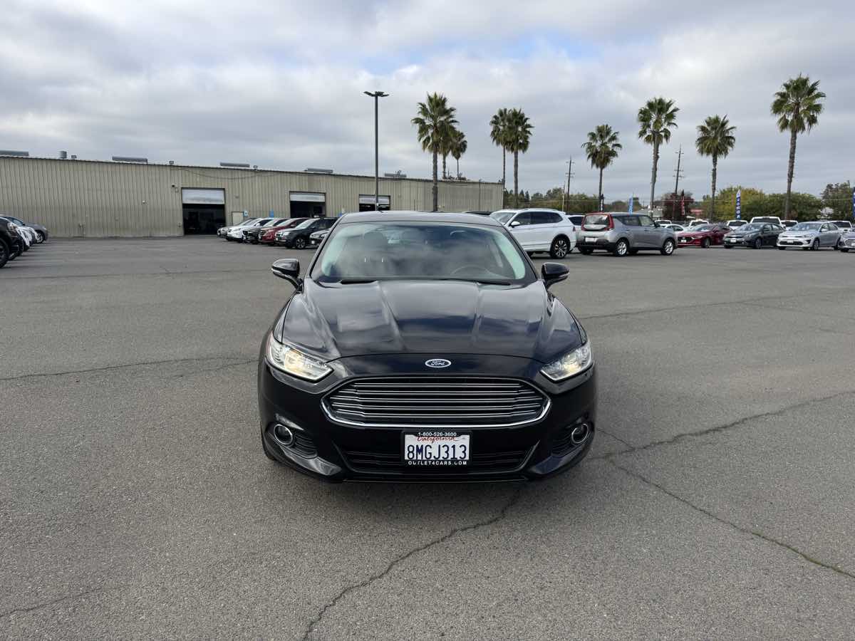 2013 Ford Fusion SE photo 4