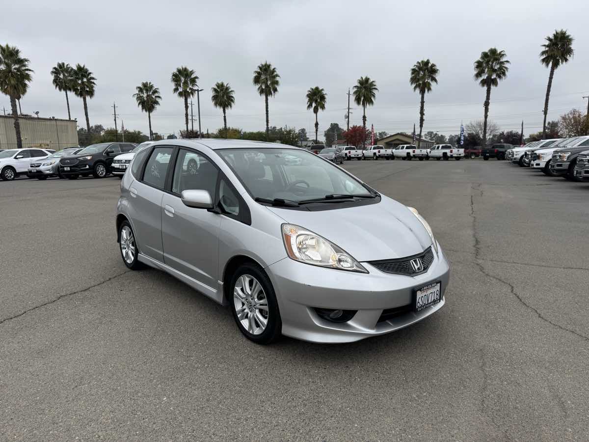 2011 Honda Fit Sport photo 2