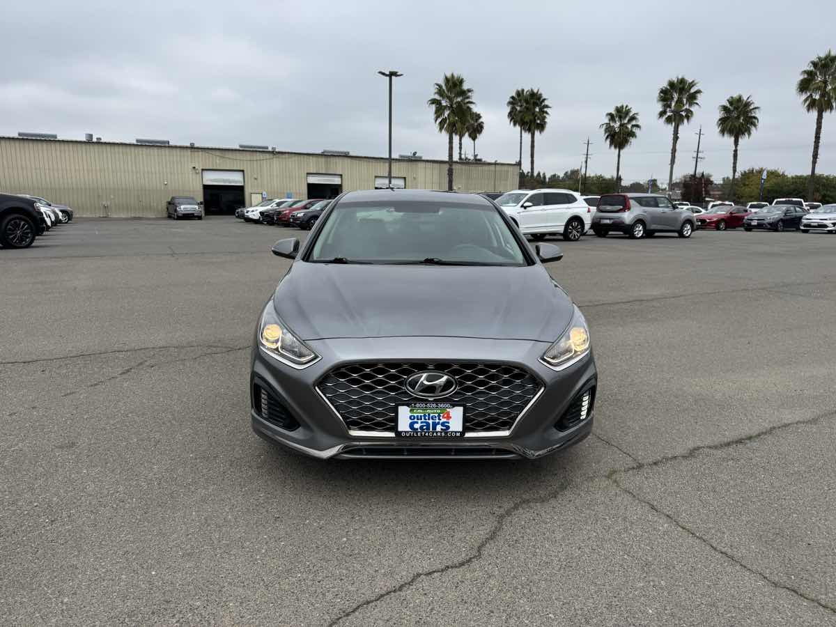 2018 Hyundai Sonata SEL photo 3
