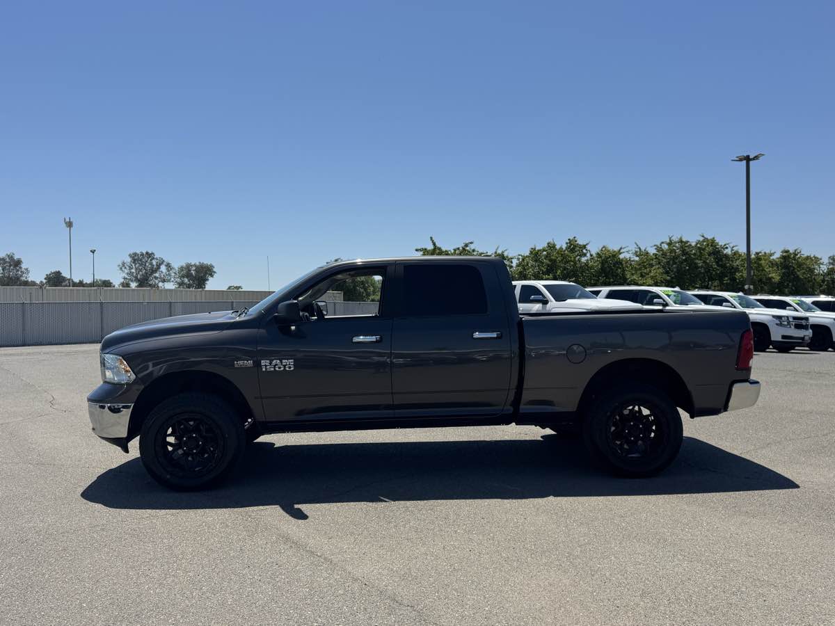 2017 RAM Ram 1500 Pickup SLT - Photo 6