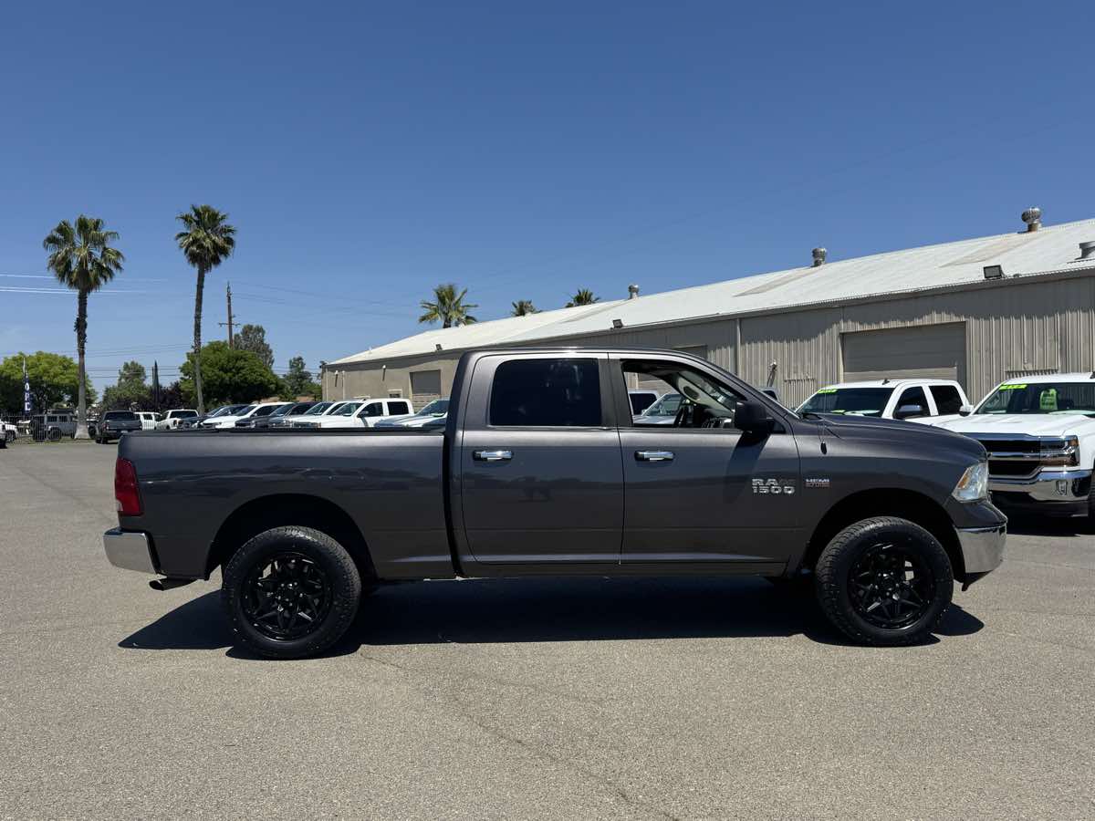 2017 RAM Ram 1500 Pickup SLT - Photo 12