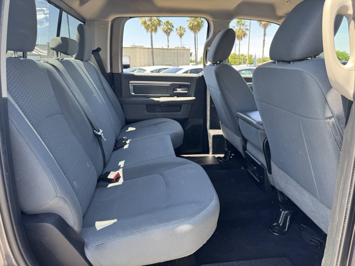 2017 RAM Ram 1500 Pickup SLT - Photo 17