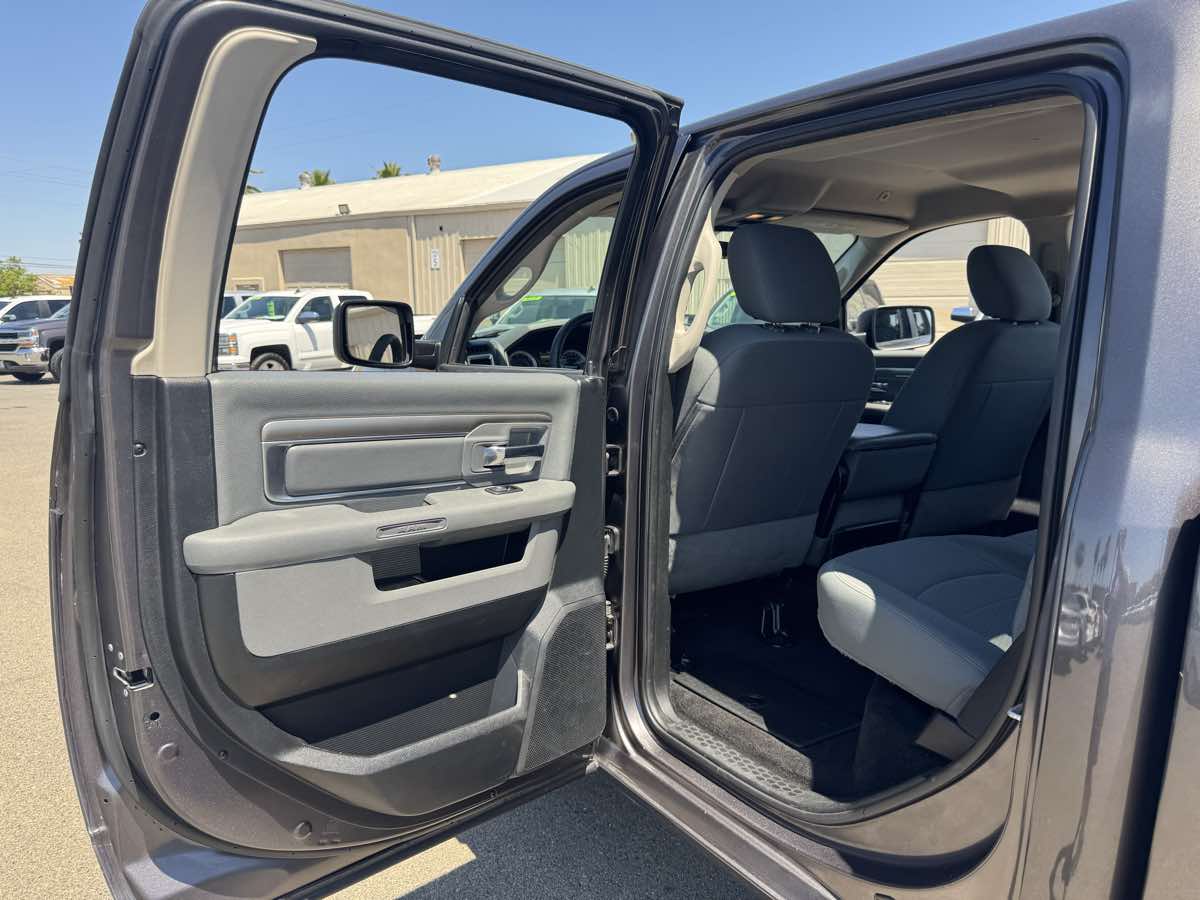 2017 RAM Ram 1500 Pickup SLT - Photo 20