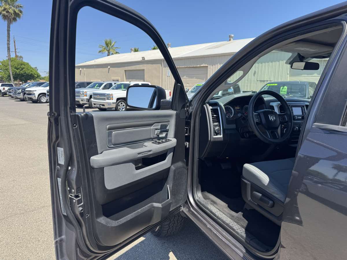 2017 RAM Ram 1500 Pickup SLT - Photo 22