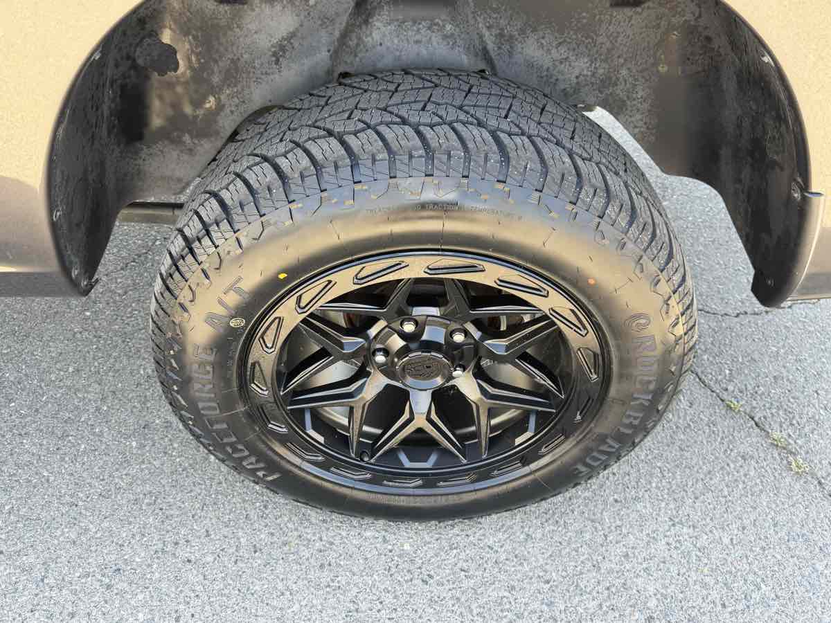 2017 RAM Ram 1500 Pickup SLT - Photo 35