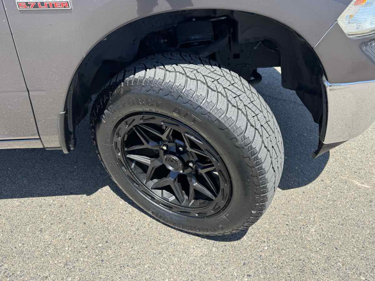 2017 RAM Ram 1500 Pickup SLT - Photo 37