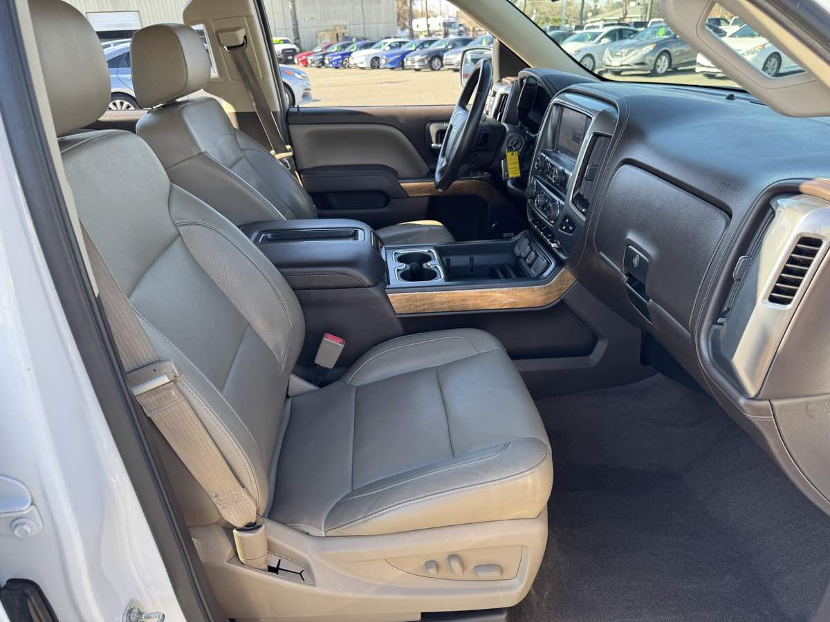 2015 Chevrolet Silverado 1500 LTZ - Photo 14