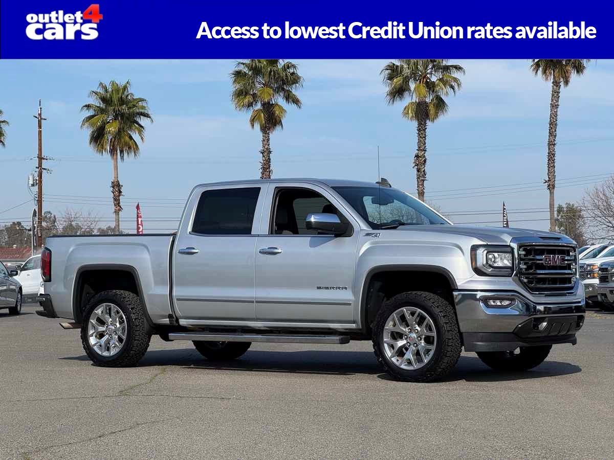 2018 GMC Sierra 4WD Crew Cab Short Box SLT's photo