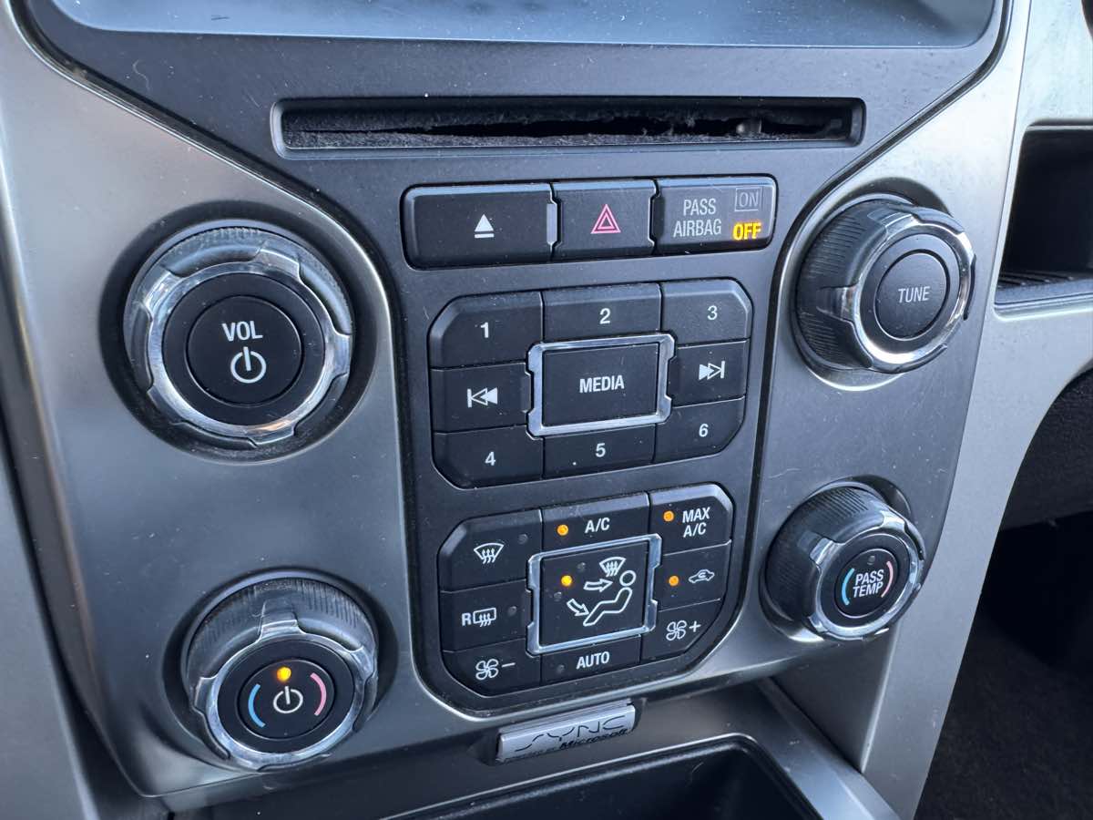 2014 Ford F-150 FX4 - Photo 31
