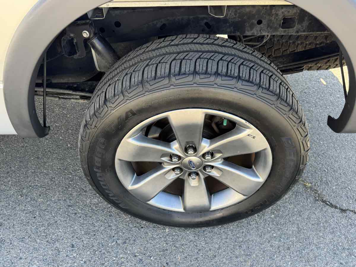 2014 Ford F-150 FX4 - Photo 38