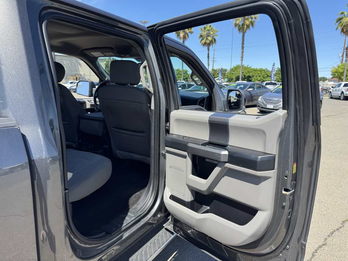 2018 Ford F-150 XLT - Photo 17