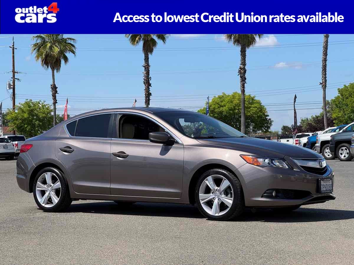 2015 Acura ILX Premium's photo