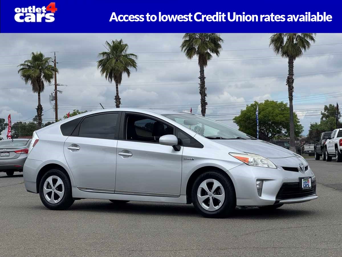 2012 Toyota Prius Four's photo