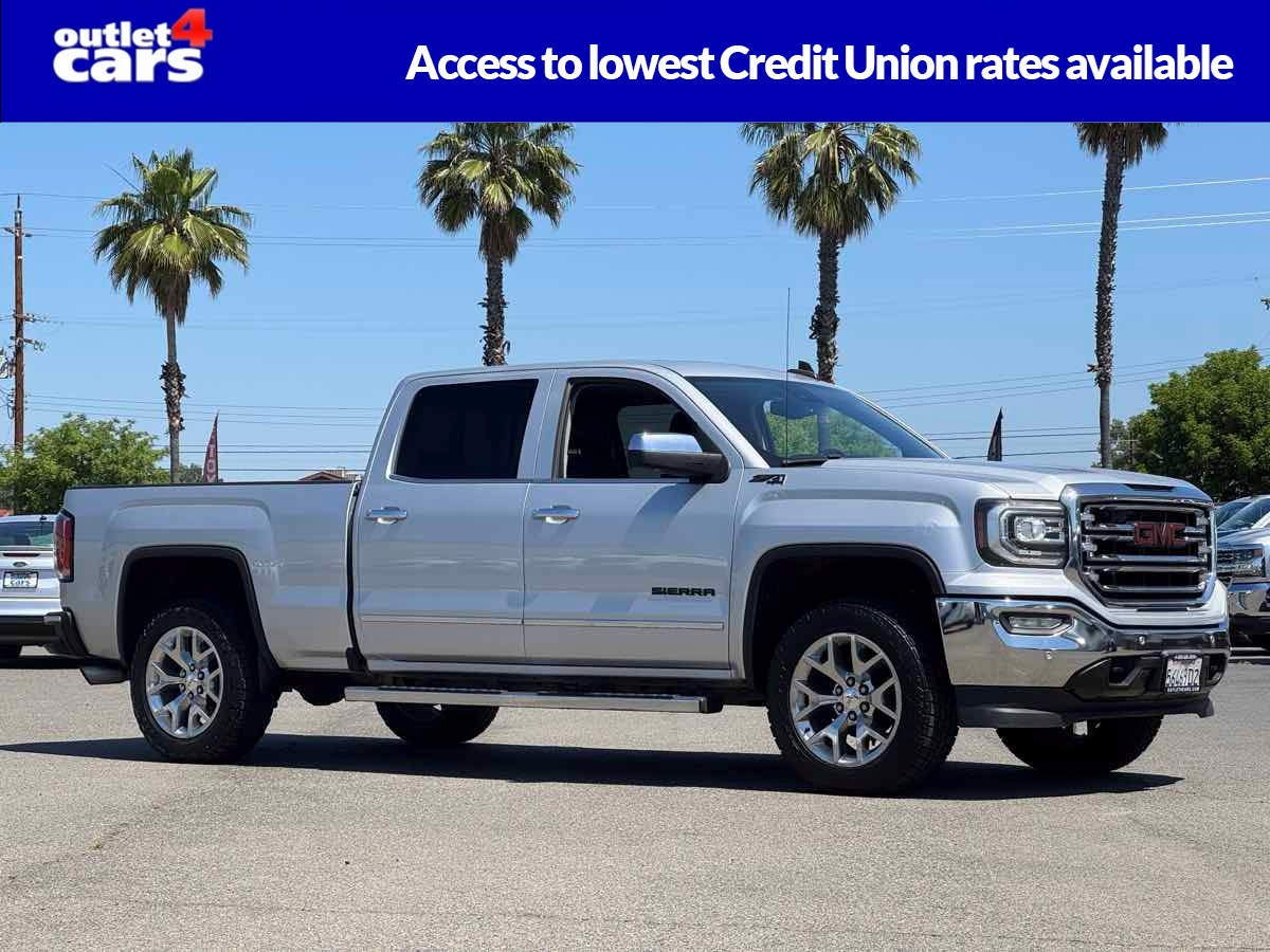 2017 GMC Sierra 4WD Crew Cab Standard Box SLT's photo