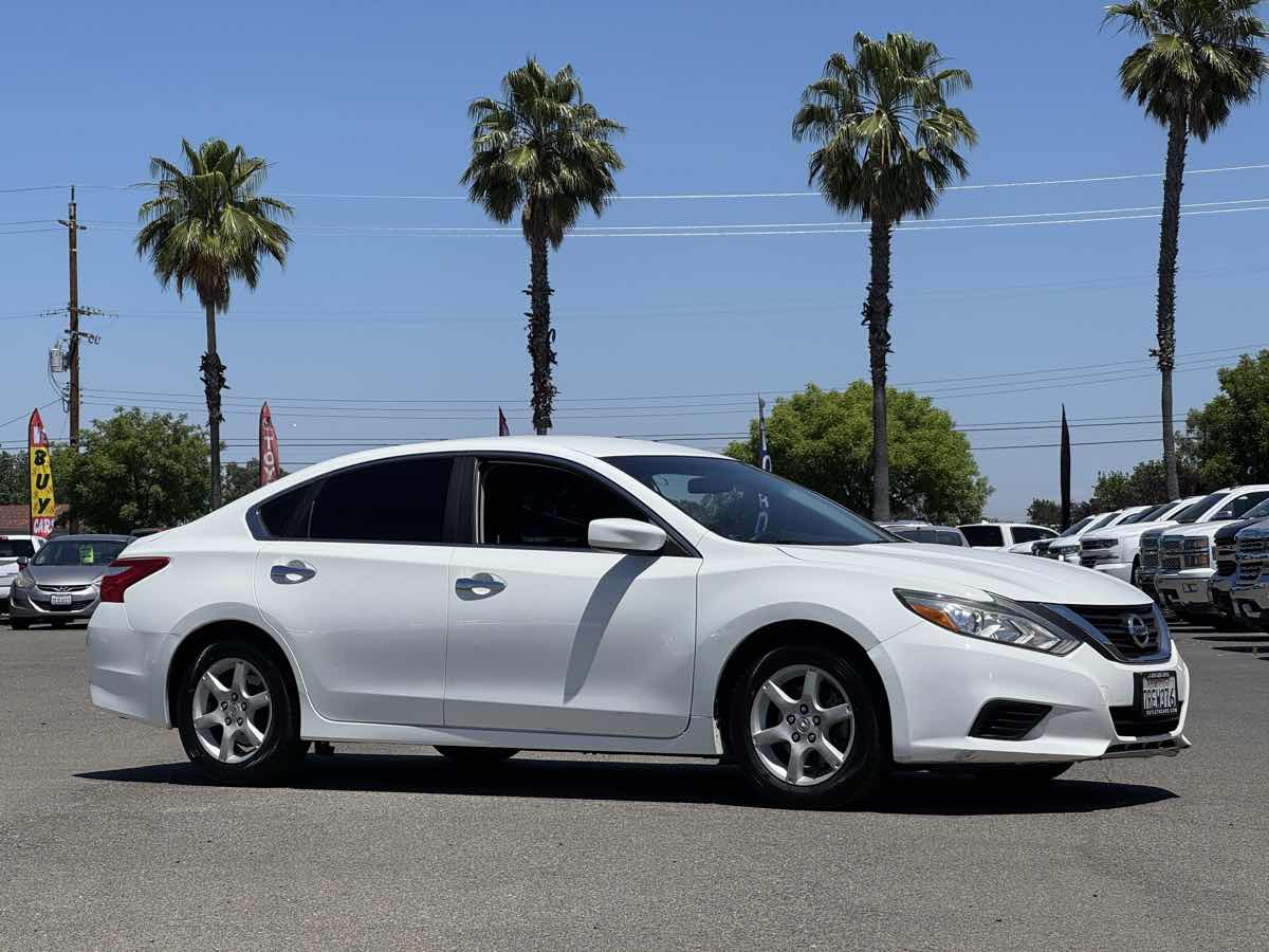 Nissan Altima photo 38