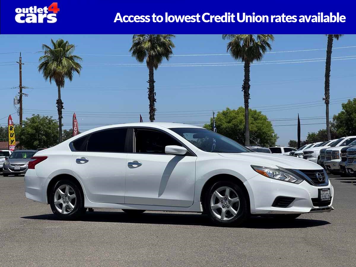 2016 Nissan Altima 2.5 S's photo