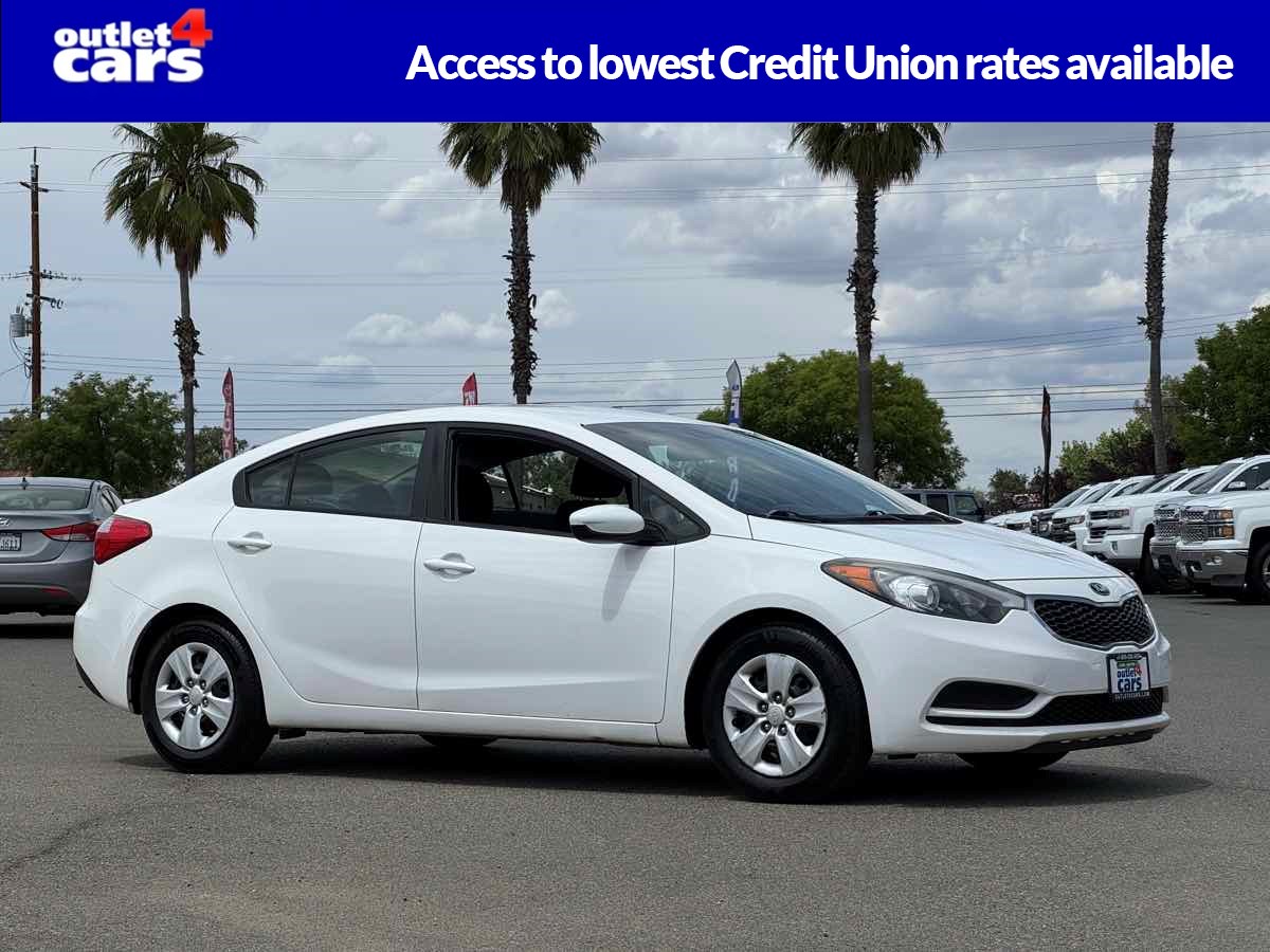 2016 Kia Forte LX AT's photo