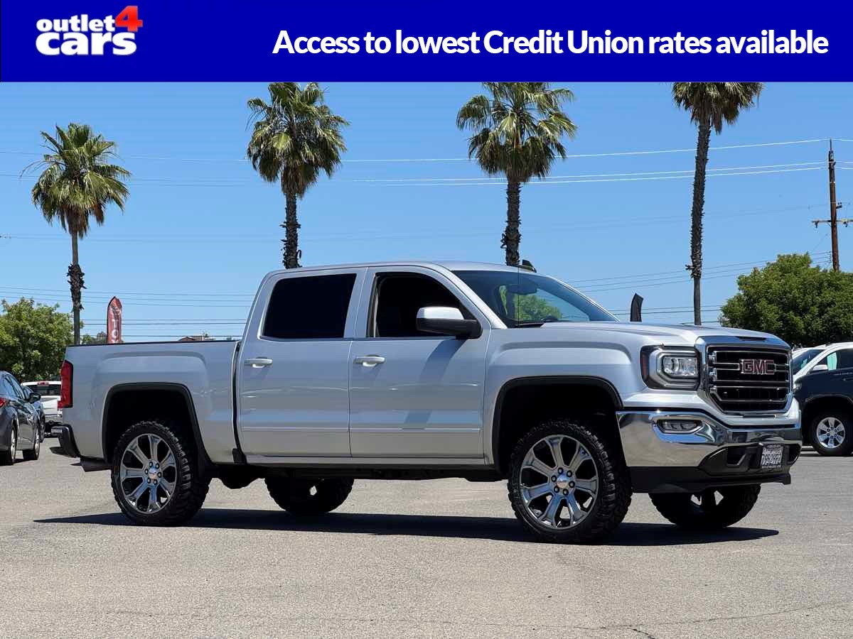 2018 GMC Sierra 2WD Crew Cab Short Box SLE's photo