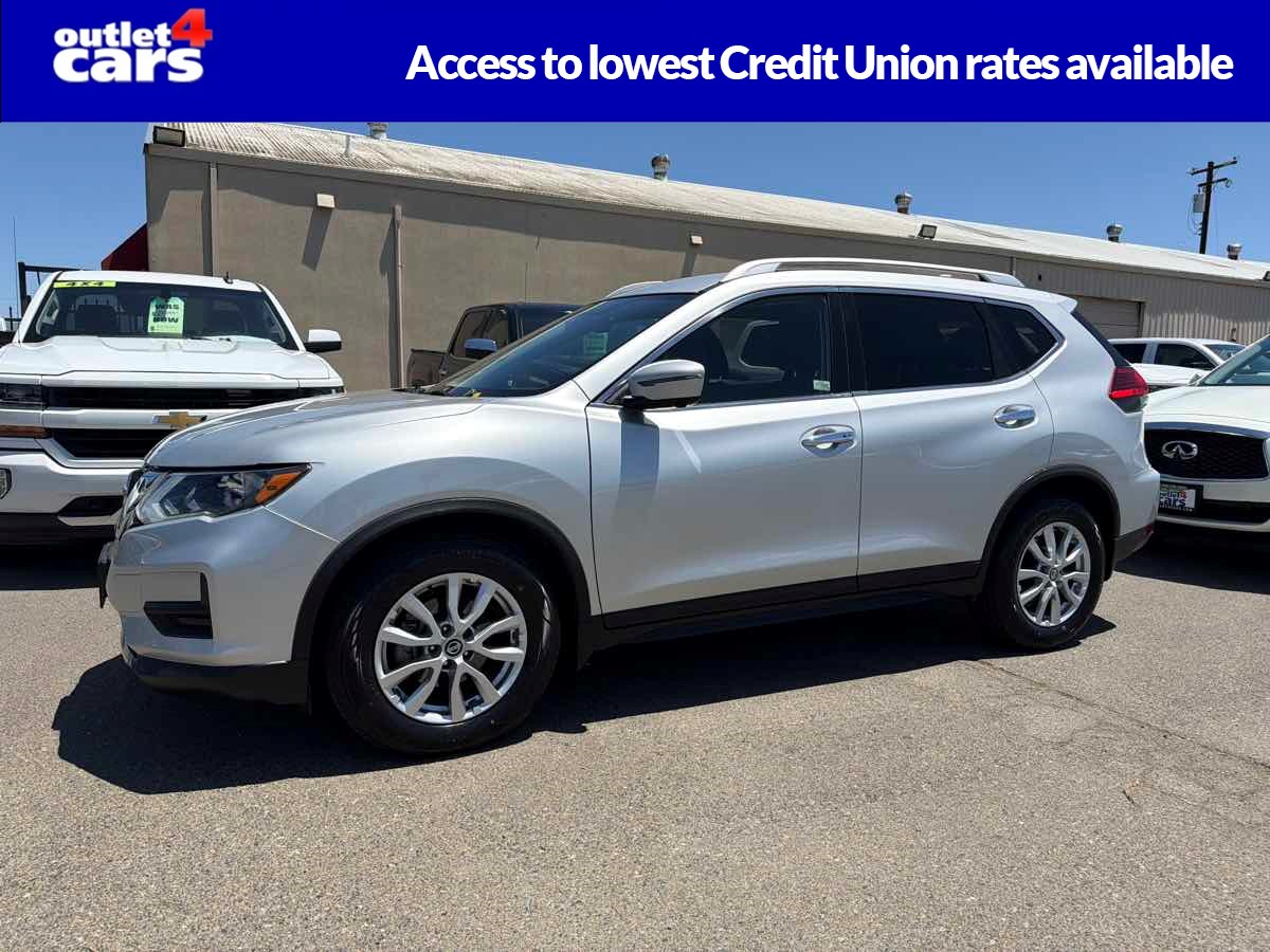2017 Nissan Rogue SV FWD's photo