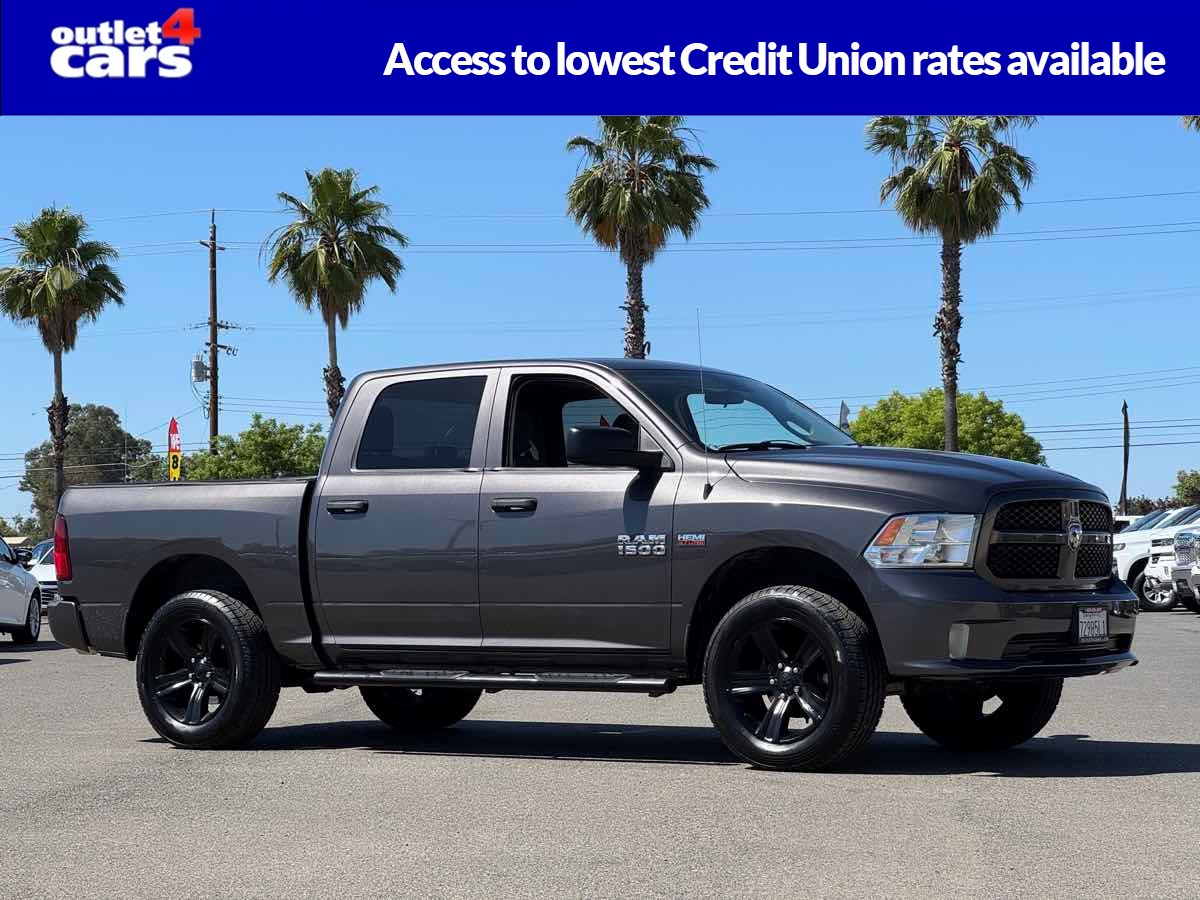 2014 RAM 1500 Express 4x4 Crew Cab's photo