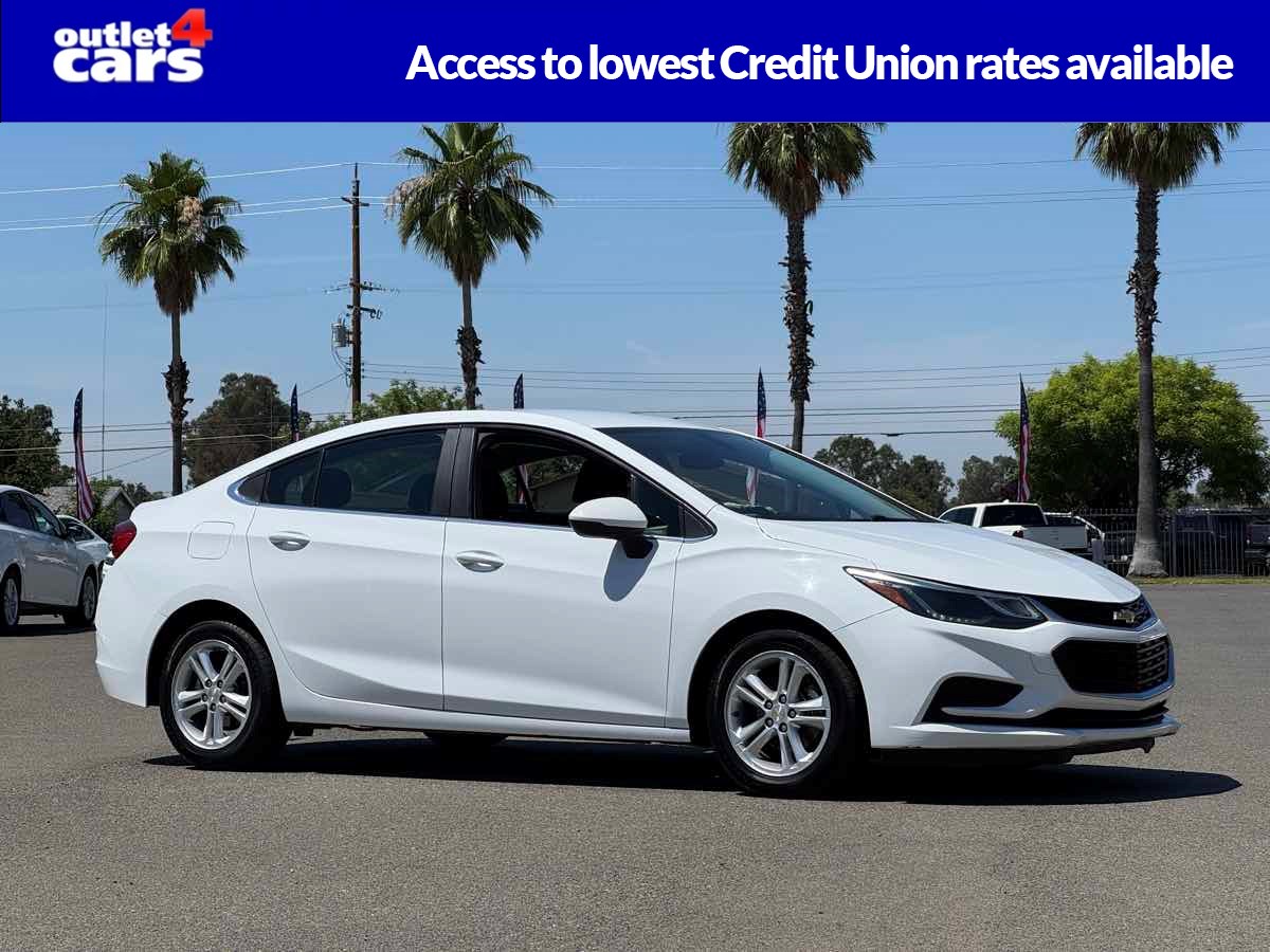2018 Chevrolet Cruze 1LT Auto's photo