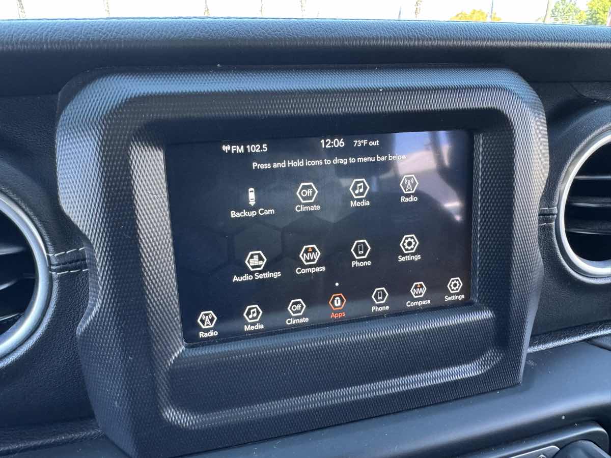 Jeep Wrangler photo 28