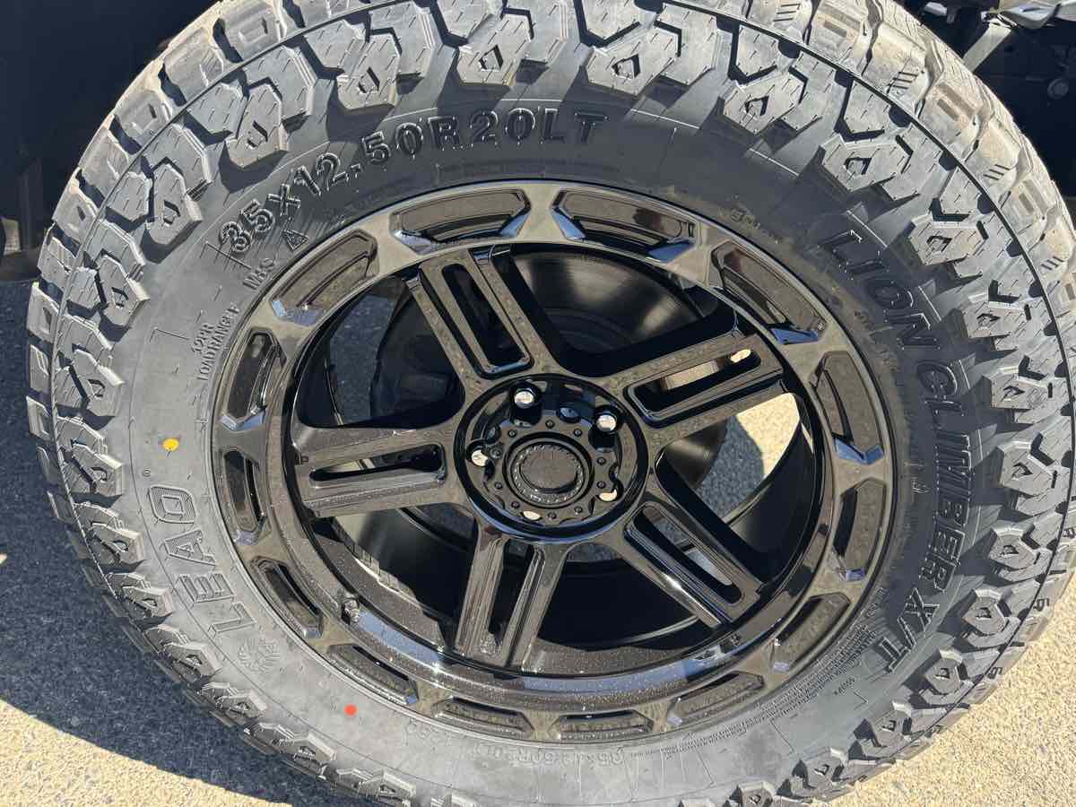Jeep Wrangler photo 37
