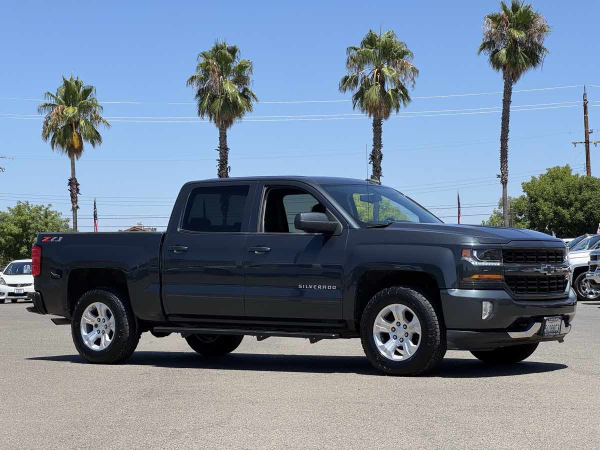 Chevrolet Silverado photo 42