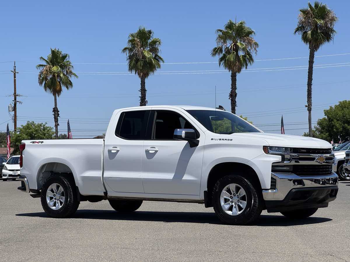 Chevrolet Silverado photo 44