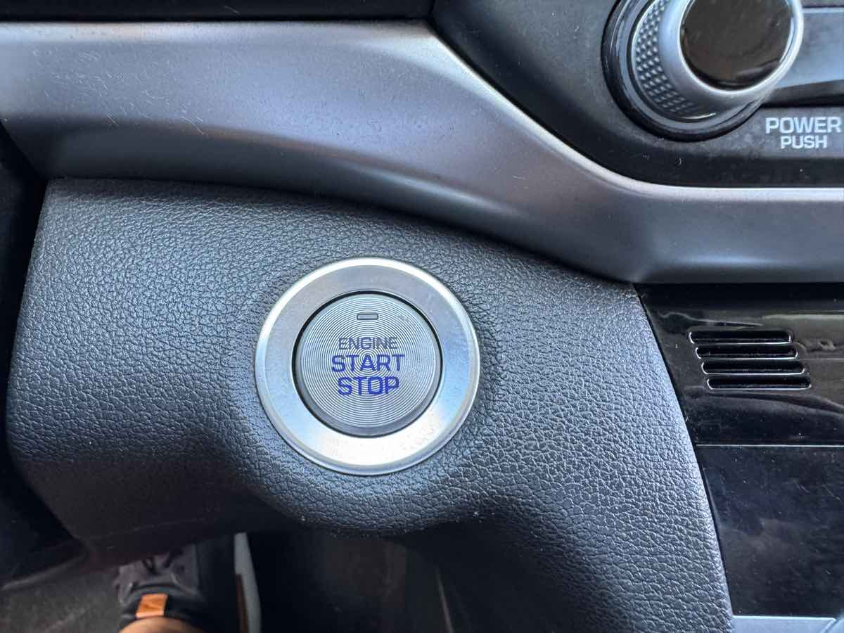 Hyundai Elantra photo 28