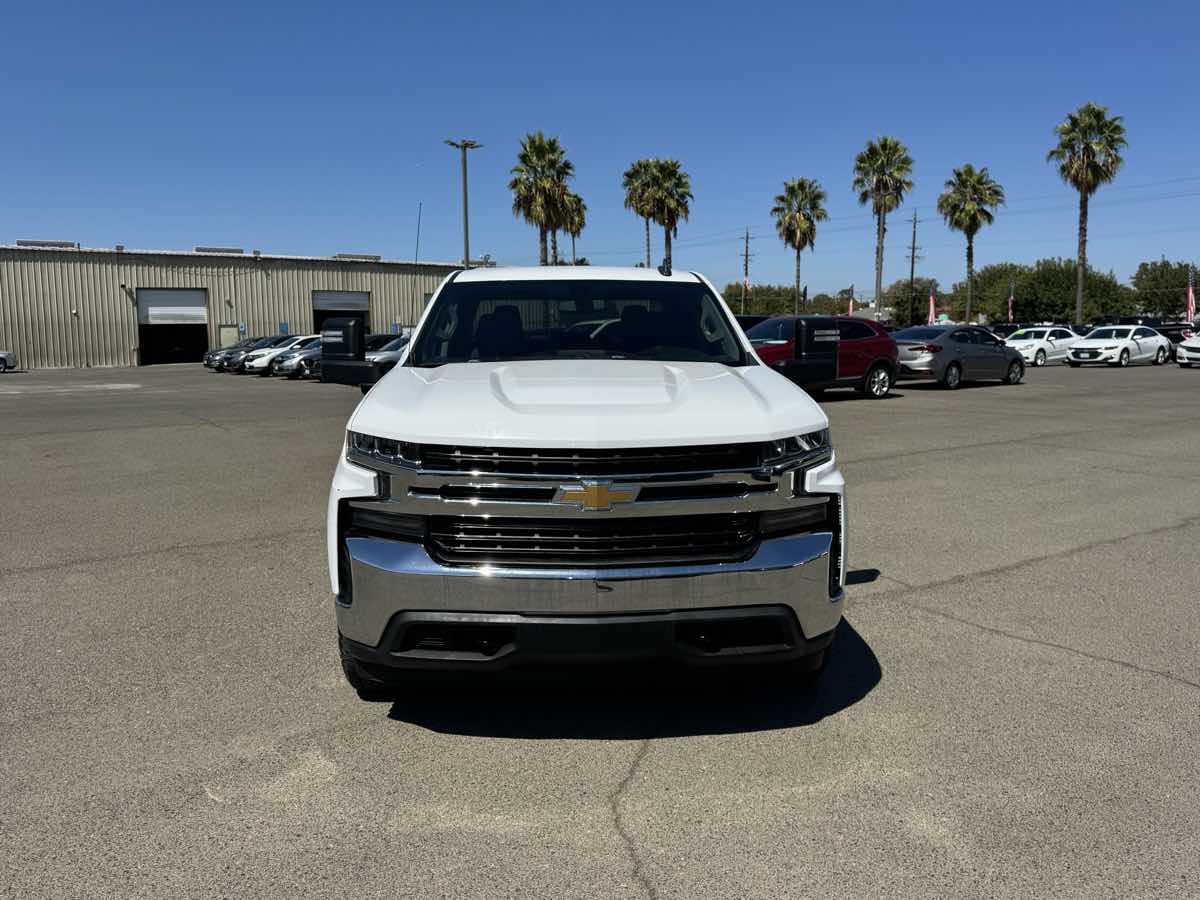 Chevrolet Silverado photo 4