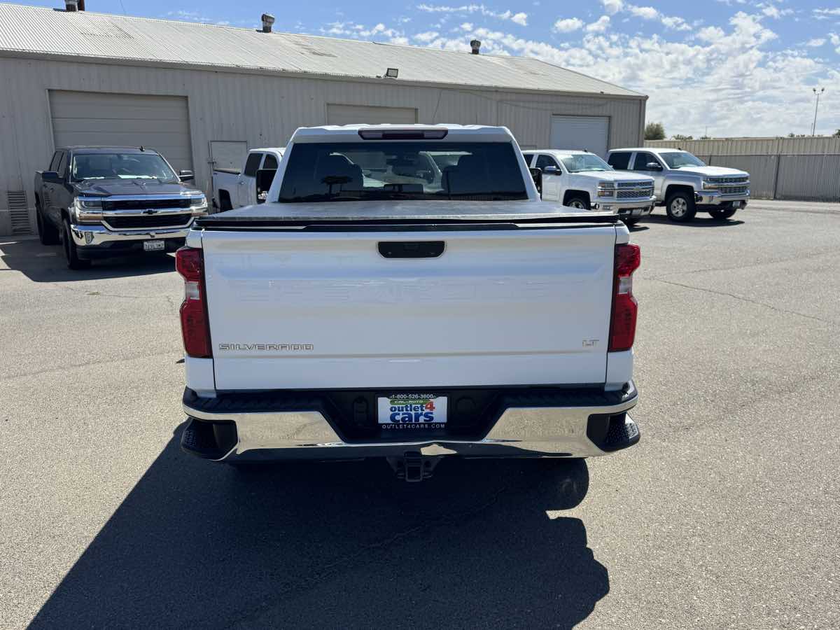 Chevrolet Silverado photo 8